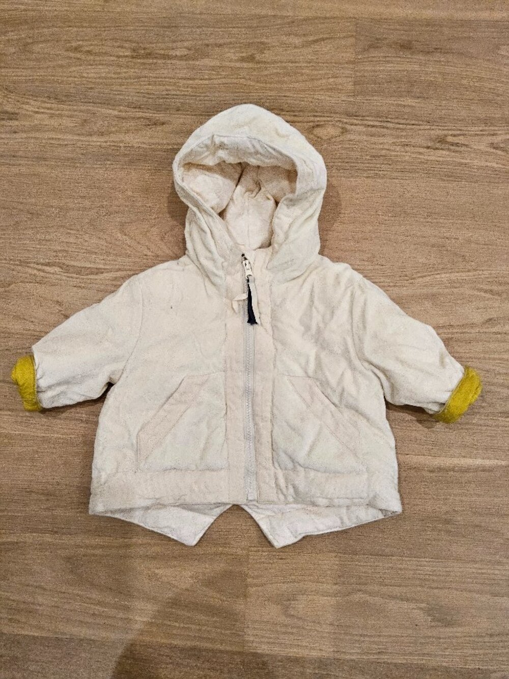 Tia cibani baby coat size 6m (runs large)